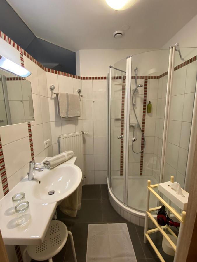 Privatzimmer Und Ferienwohnungen Leeb 퍼센버그 외부 사진