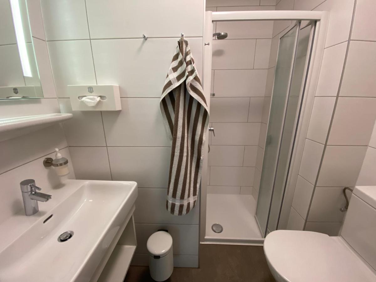 Privatzimmer Und Ferienwohnungen Leeb 퍼센버그 외부 사진